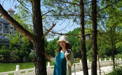 老中医把小雨的奶头吸得着怎么办